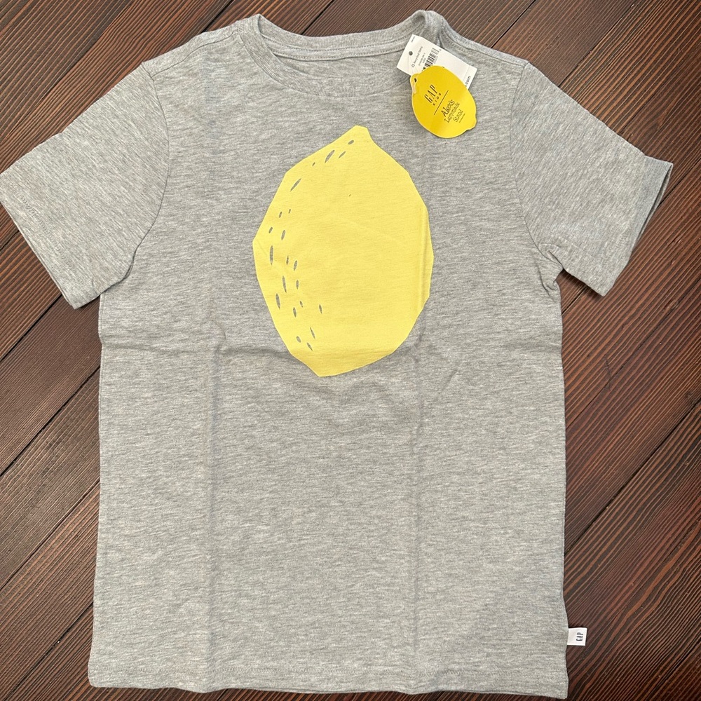 NWT Gap T shirt Grey Alex’s Lemonade Stand, size M 8